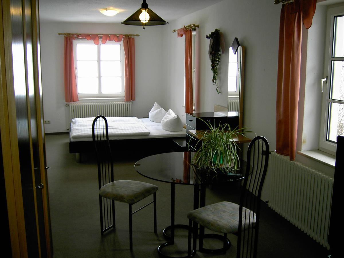Landhotel Am Fuchsbach Berga  Extérieur photo